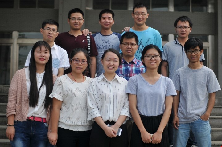 Group photo(Sept. 2016) The first row from left: Xing Wang, Wenyan Wang, Xin Wang, Yalan Feng; The second row from left: Dayou Zhong, Wei Liu, Prof. Wenbo Liu; The third row from left: Linyang Wu, Weishuang Li, Minghui Zhu, Zhan Dong.